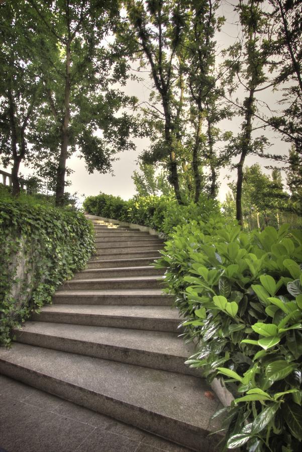 Отель Pazo De Monterrei Оренсе Экстерьер фото