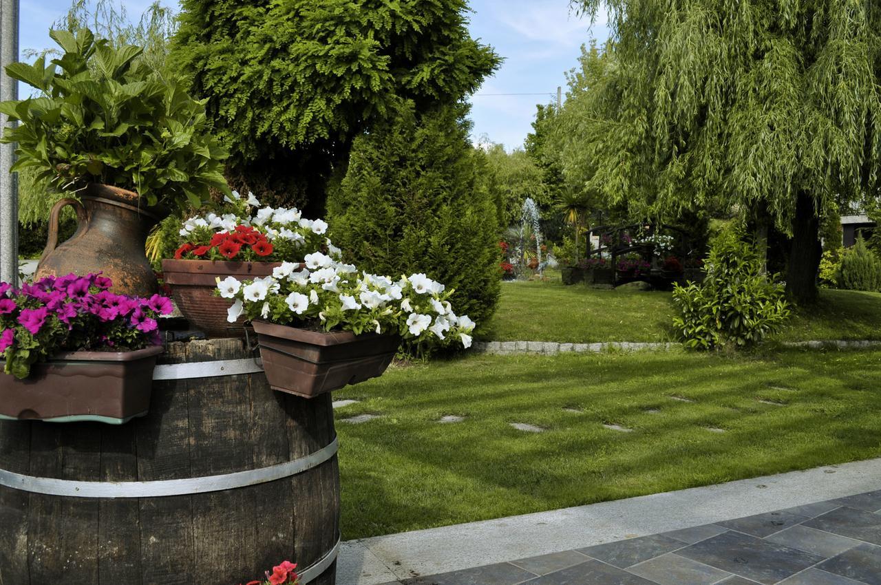 Отель Pazo De Monterrei Оренсе Экстерьер фото